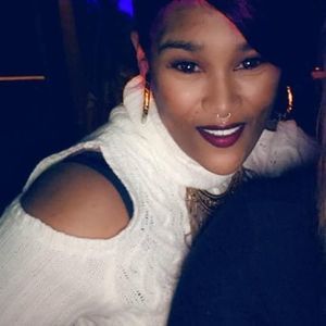 Meet your Posher, Talena